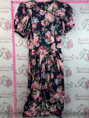Cindy dress vintage puff sleeve Floral Midi Dress - Navy with Pink Roses